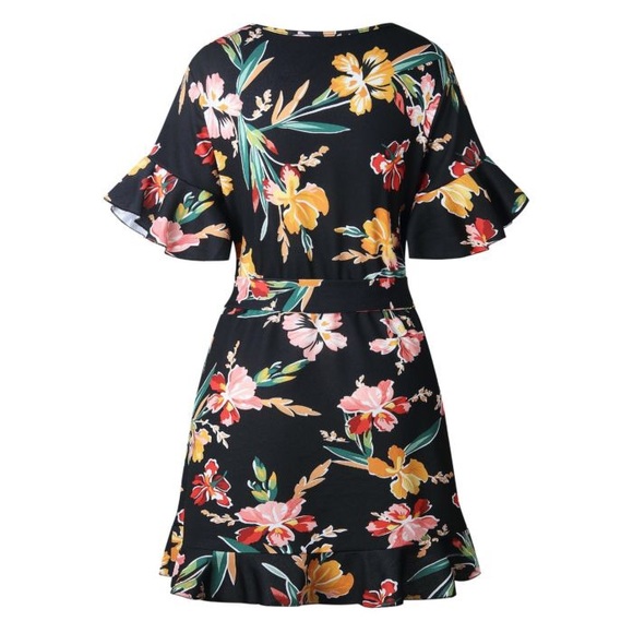 ✨BLACK✨Chiffon floral dress - Picture 6 of 8